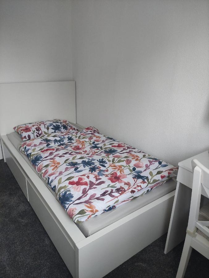Perfect Place In Walsall/ 4 Bedroom / Long Term Workers Or Family Home Exteriér fotografie